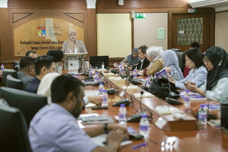 Sidang Meja Bulat Mengenai Masa Depan Perumahan Awam di Malaysia